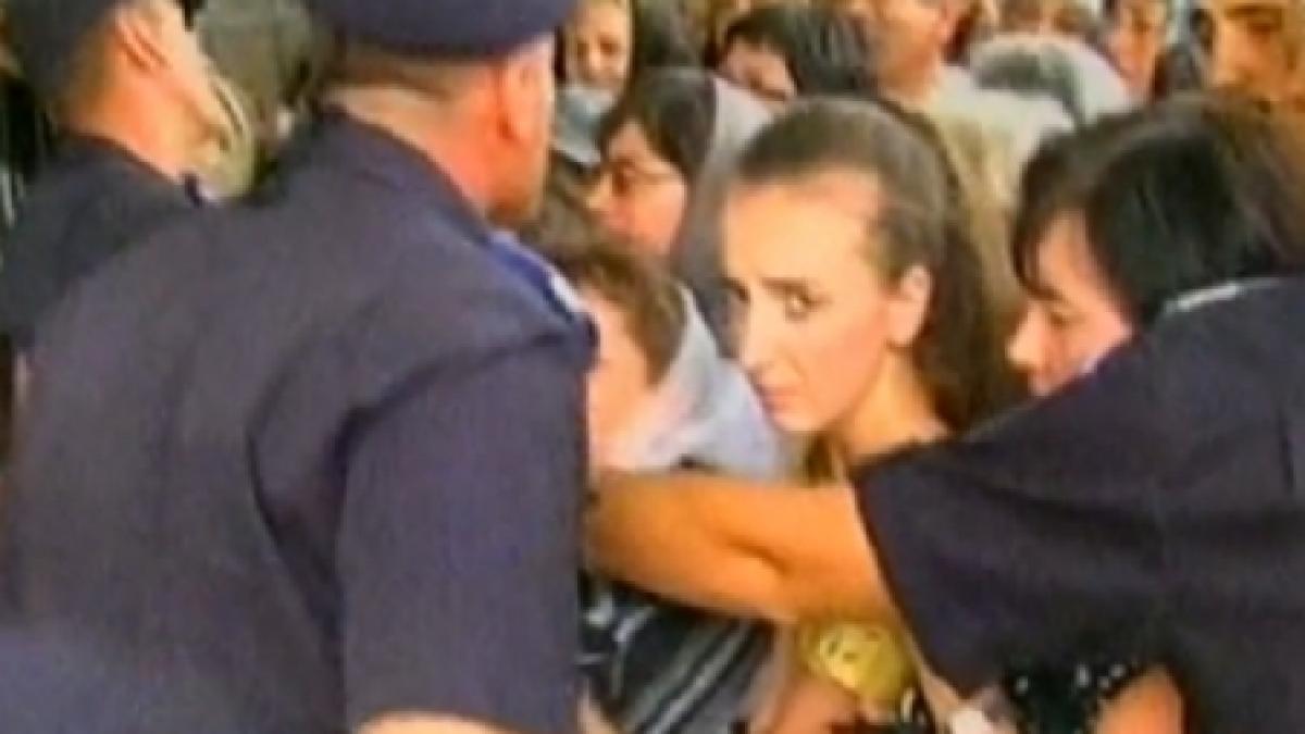 scandal si imbulzeala la moastele sfantului ioan botezatorul la medias