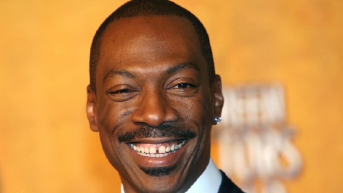 actorul eddie murphy va prezenta gala oscar din 2012