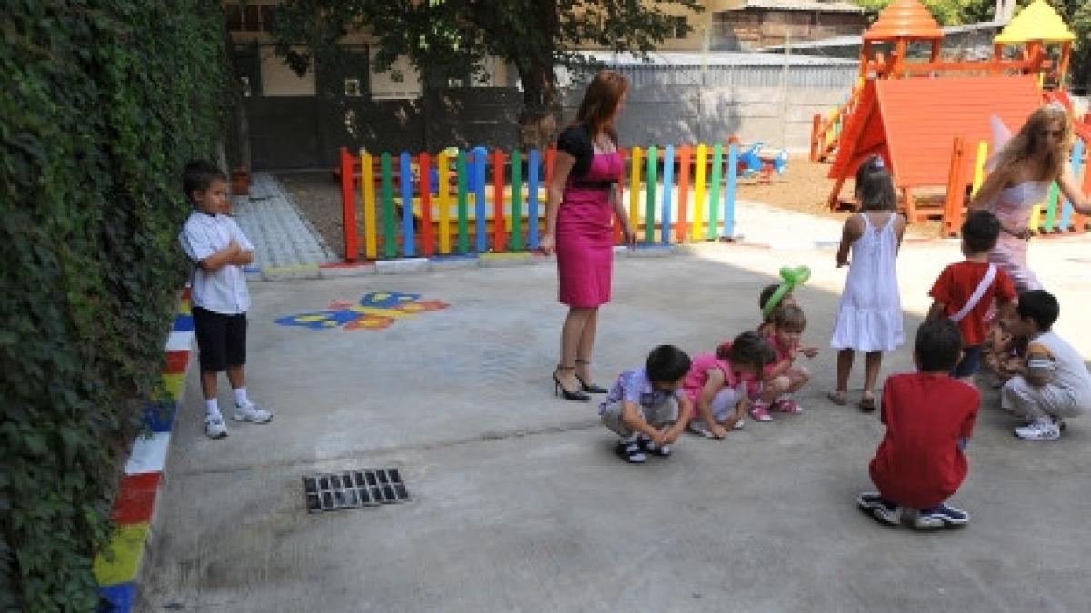 o gradinita din baia mare vandalizata de mai multi tineri politia cauta vinovatii