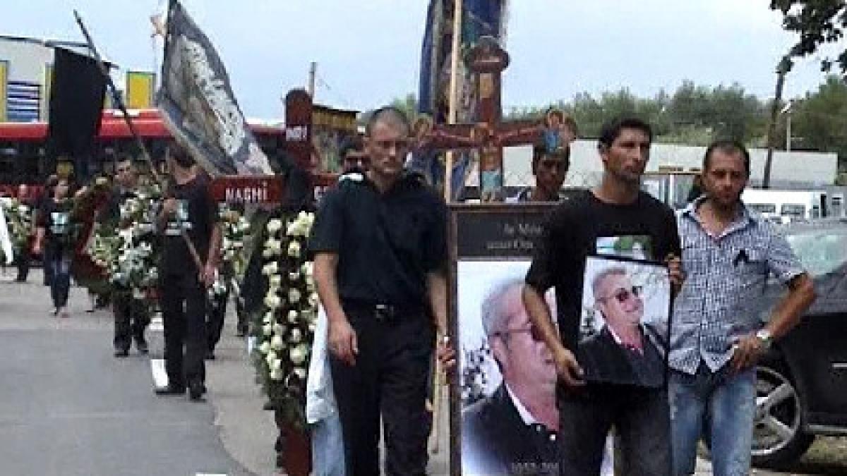 fiul din alta relatie a lui naghi si vaduva patronului aldis s ar putea intalni la parastasul de 40