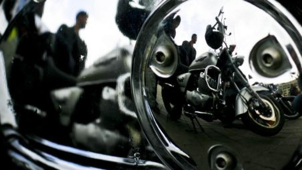 bucuresti mai multi motociclisti amendati pentru zgomotul pe care il produceau