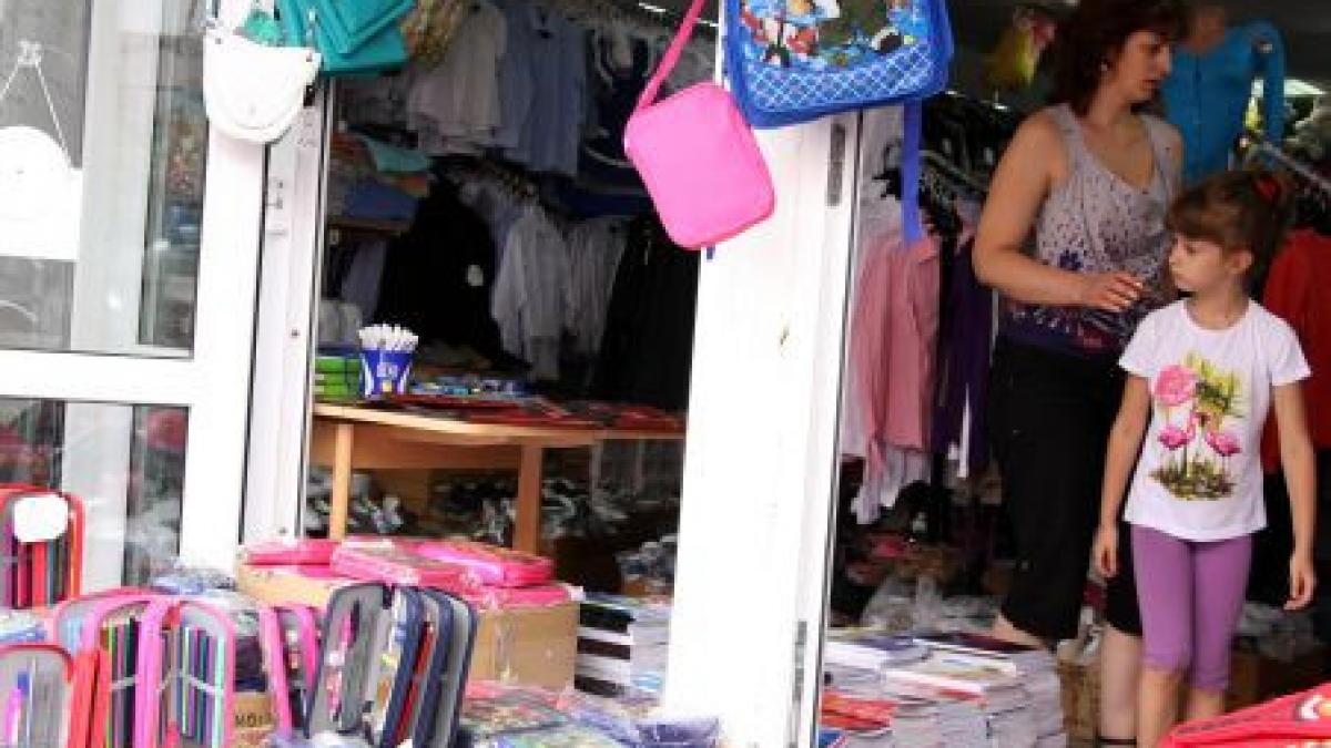 pregatirile pentru scoala pe final rechizitele pentru un copil costa 150 lei