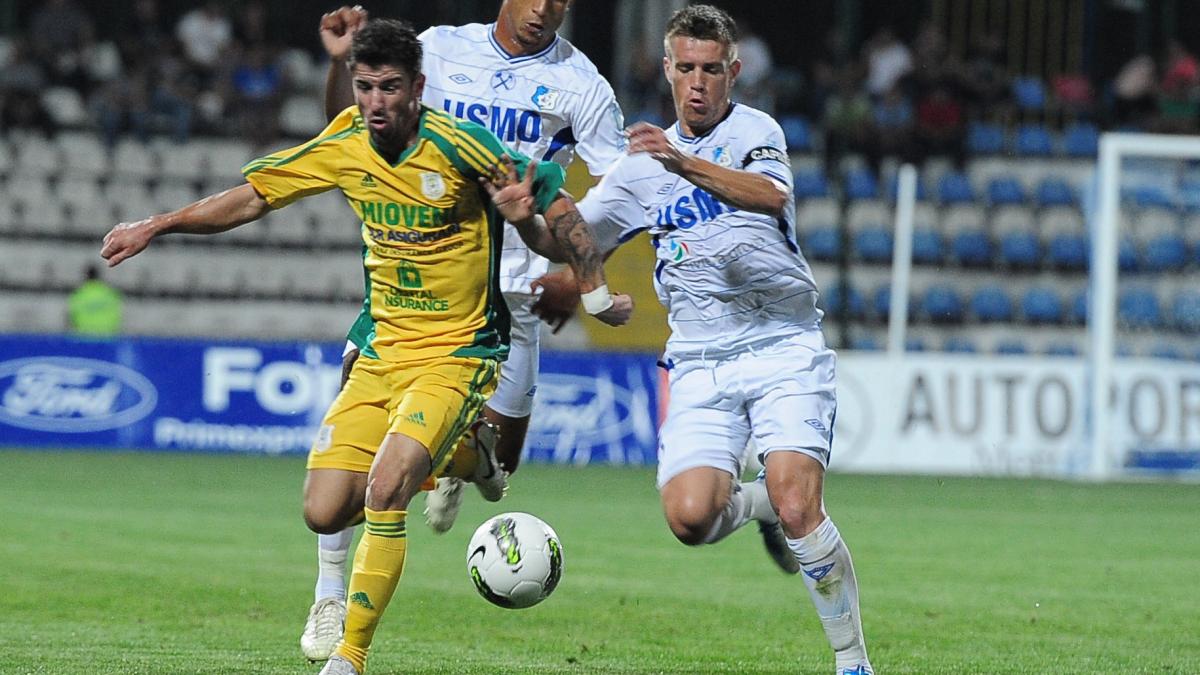 pandurii tg jiu urca pe locul 4 in liga i dupa 5 1 cu cs mioveni