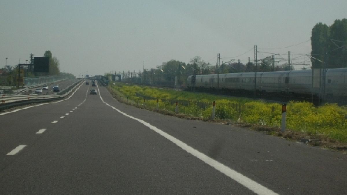 revista presei 13 septembrie 14 miliarde de lei tocate in 785 de kilometri de drumuri