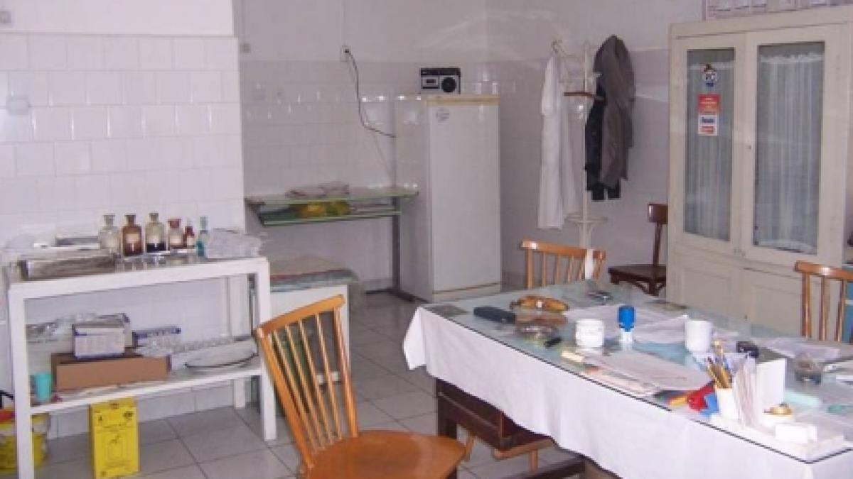 criza de medici scolari in prahova 20 de doctori ingrijesc peste 3 000 de copii