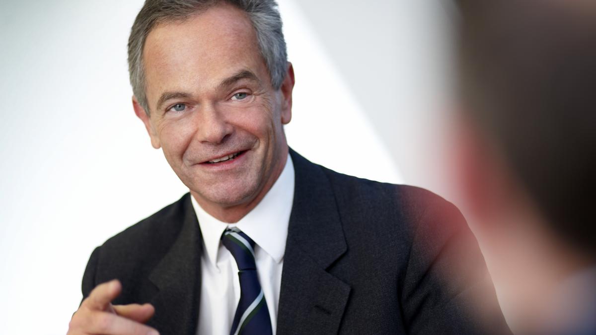 culisele tranzactiei anului cine a fost omul lui treichl la negocierile pentru bcr cine sunt cei