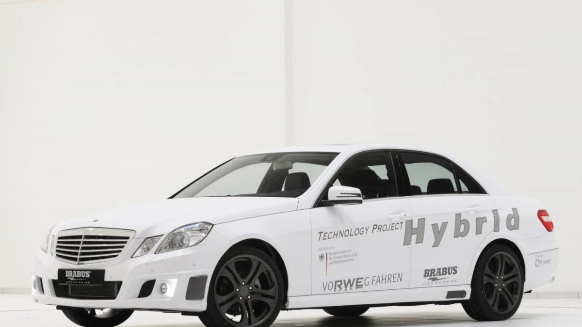 brabus si a construit propriul hibrid pe baza unui mercedes e class pe care l a expus la frankfurt