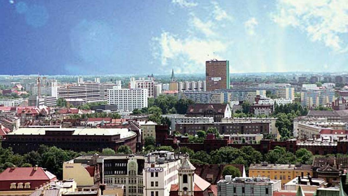 polonia peste 10 000 de manifestanti protesteaza fata de masurile de austeritate luate de autoritati