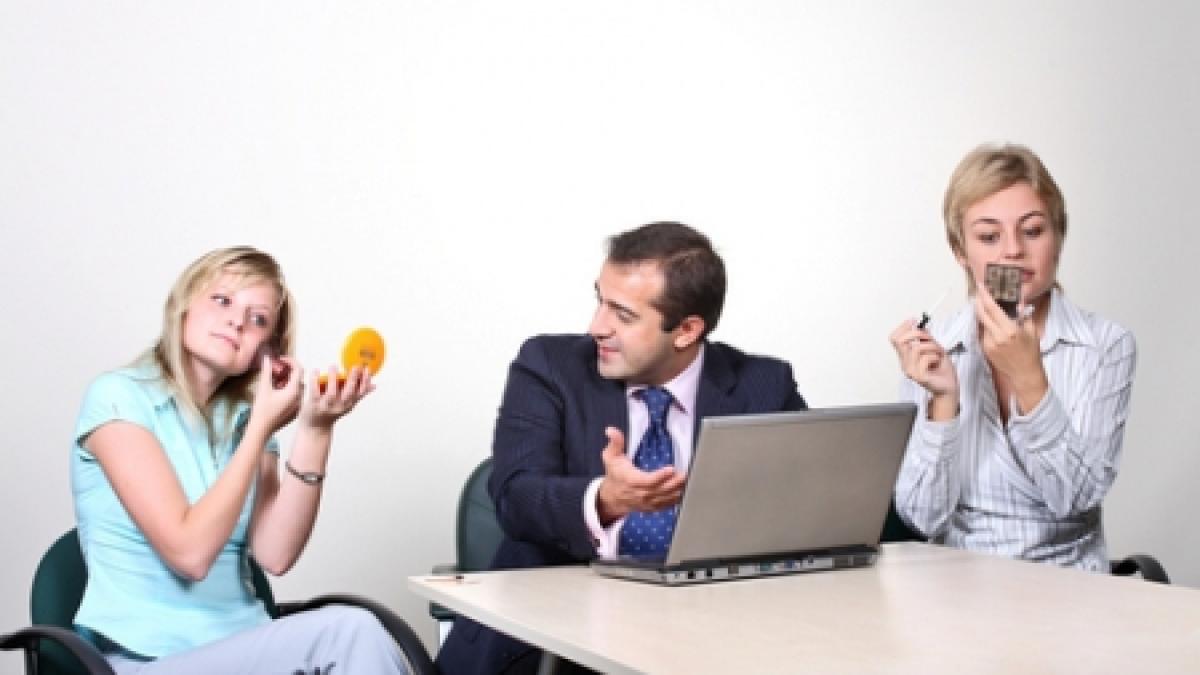 femeile din romania sunt platite in medie cu 10 mai putin decat barbatii pentru joburi similare