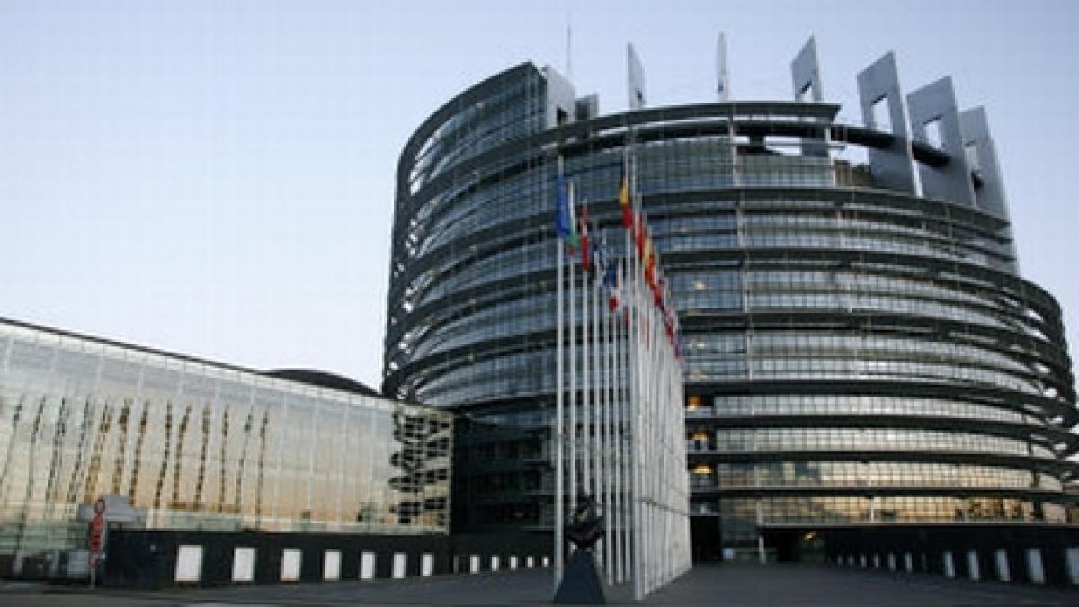 sediul parlamentului european din bruxelles a fost evacuat din cauza unui incendiu la instalatia