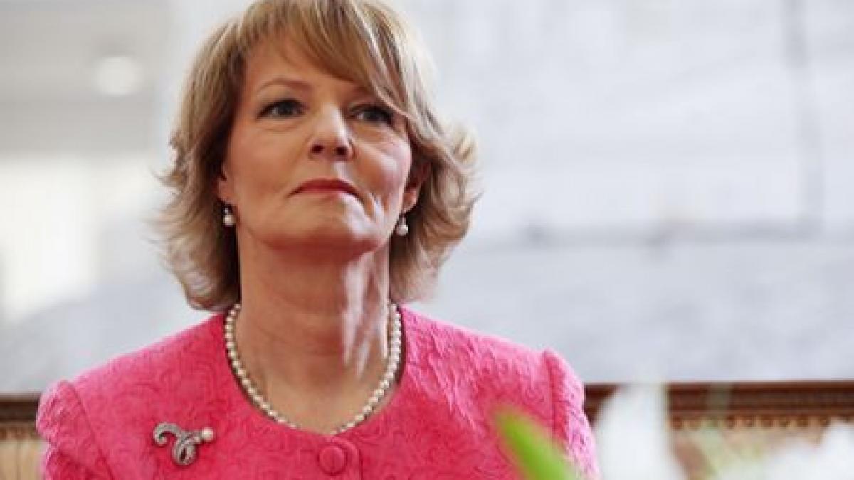 sinteza zilei principesa margareta despre refuzul puterii de a l invita pe rege in parlament