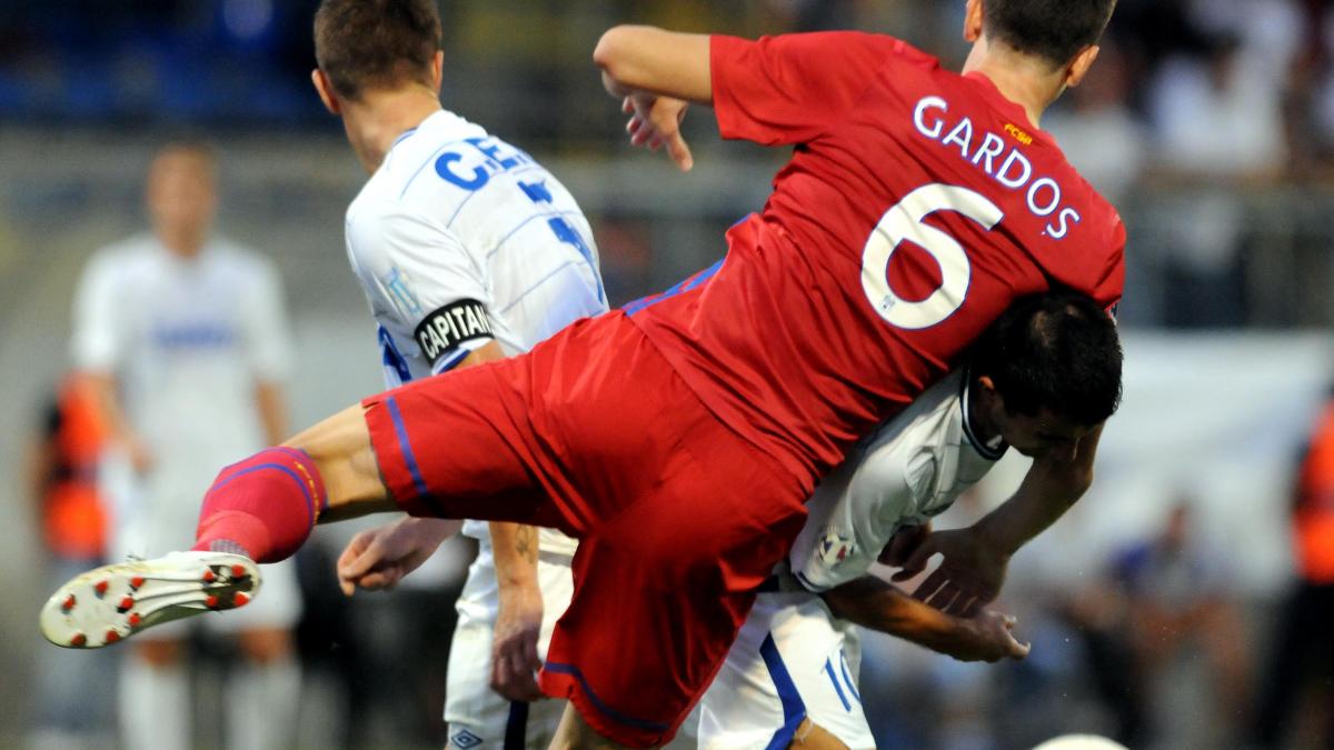 gardos a fost suspendat zece etape dupa ce i a rupt piciorul lui cosmin bacila