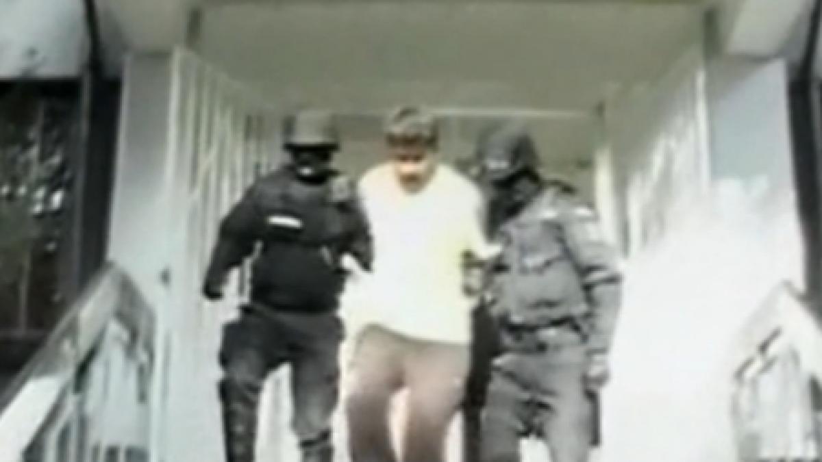 scandal cu sabii pentru o masina de lux doi membri ai clanului ghenosu retinuti de politie