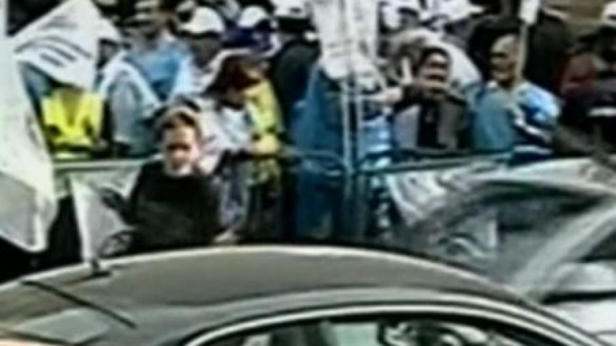 o femeie a fost lovita de masina langa protestul sindicalistilor la ministerul muncii