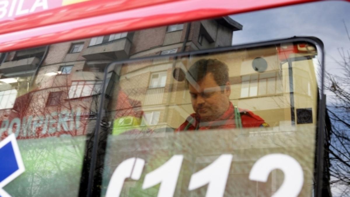 accident de munca trei muncitori din breaza s au intoxicat cu vapori de benzina