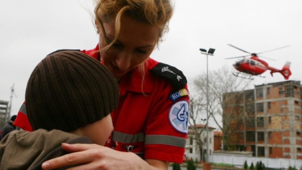 un elev din vaslui transportat cu elicopterul la spitalul de neurochirurgie din iasi