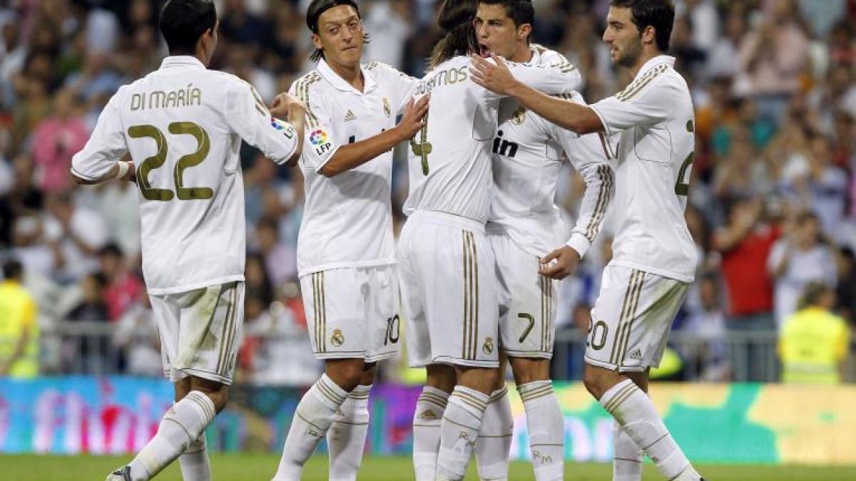 la liga real madrid si barcelona castiga la scor primul esec pentru valencia