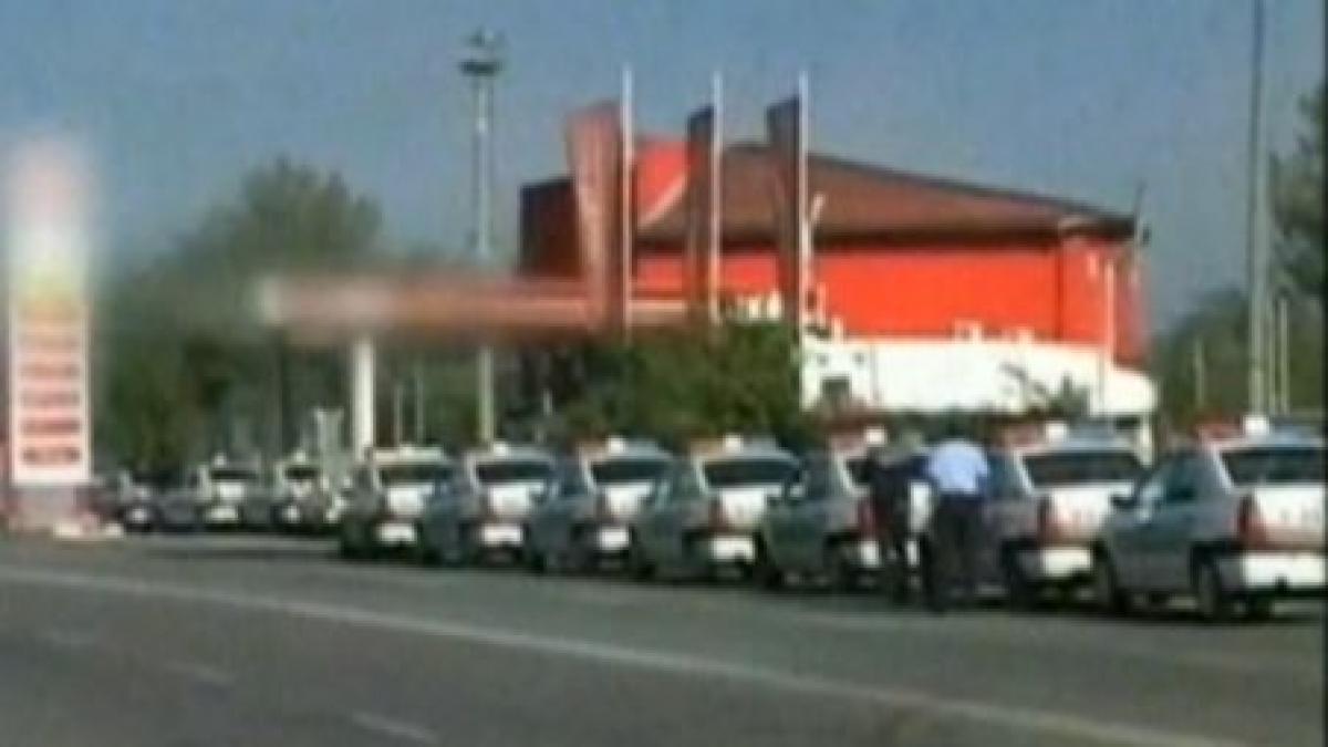 ca in perioada comunista politistii din dej au stat la coada ore in sir pentru a primi benzina