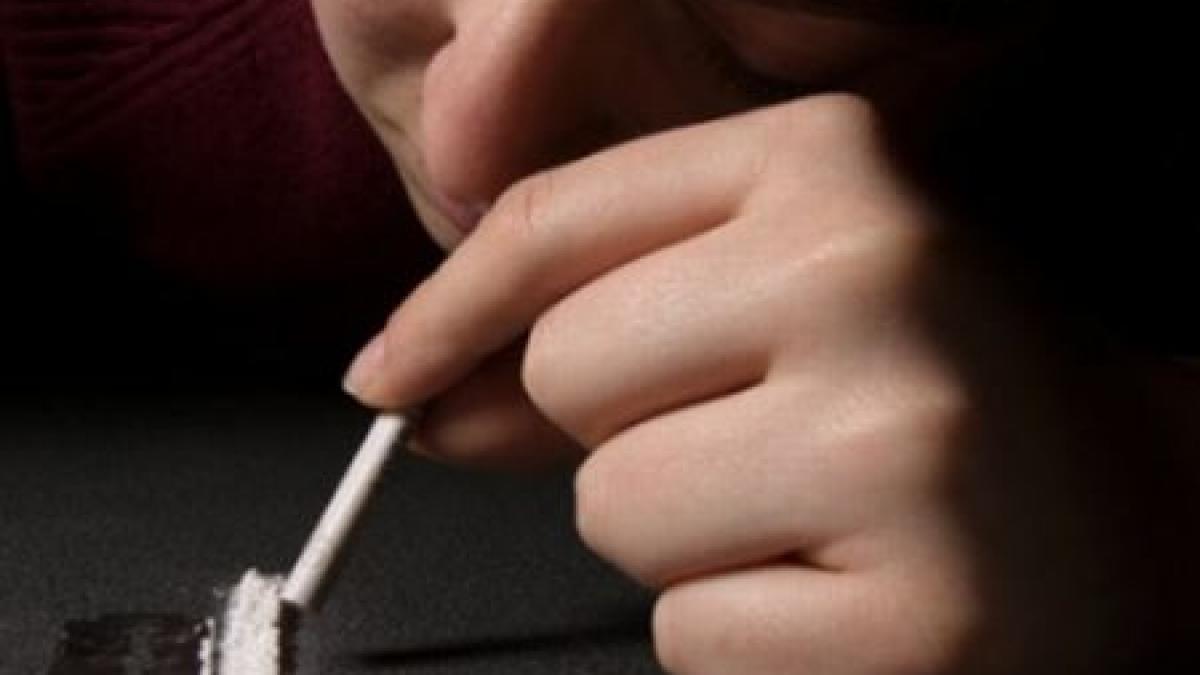 drogurile pe meniul unui local din capitala vezi cat cerea patronul pentru un gram de cocaina