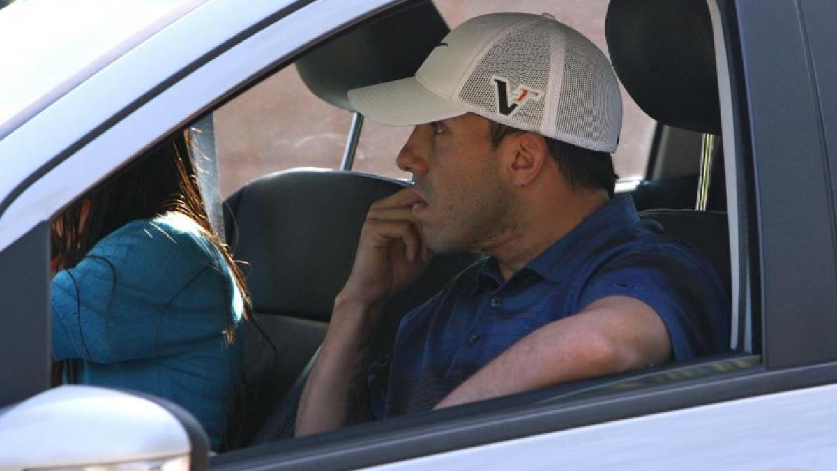 manchester city l a suspendat pe carlos tevez pentru ca a refuzat sa intre pe teren la meciul cu