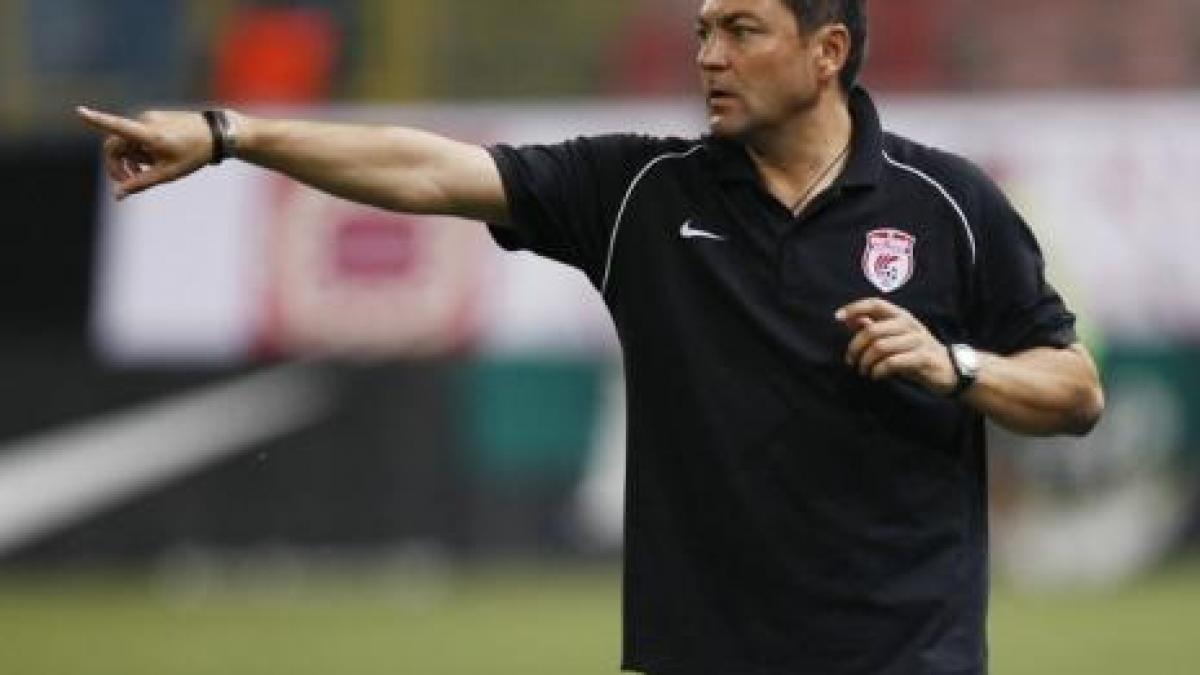 steaua are un nou antrenor ilie stan confirmat de gigi becali
