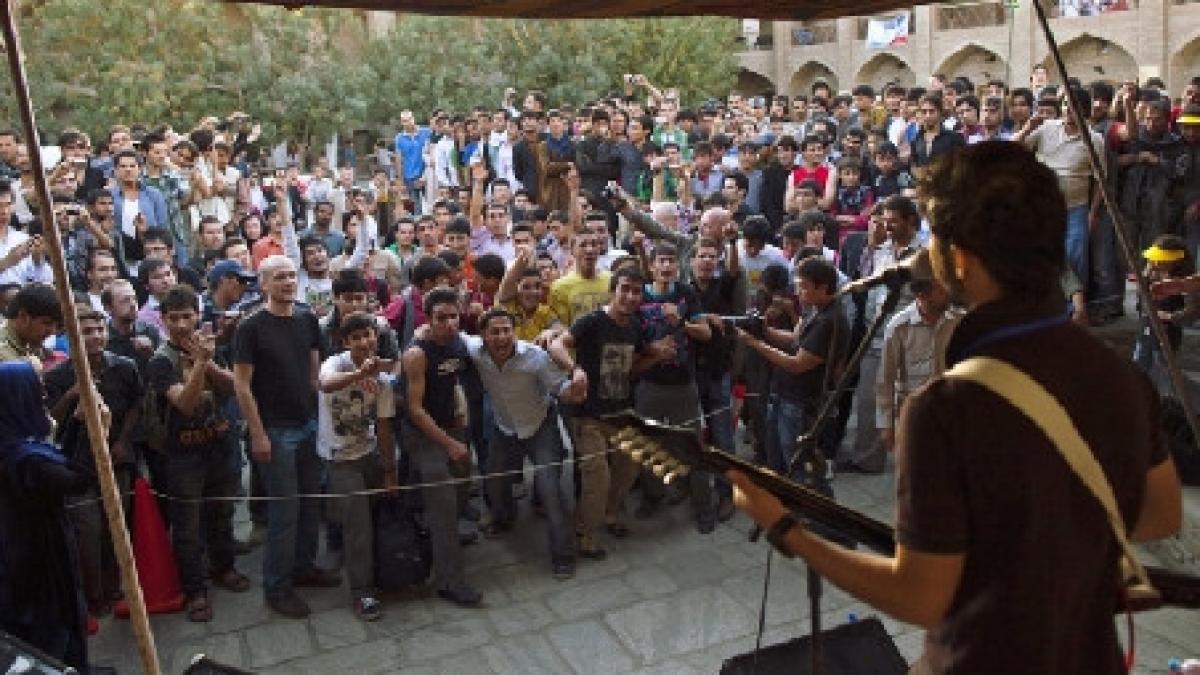 moment istoric in afganistan primul festival de muzica organizat la kabul dupa mai mult de 30 de ani