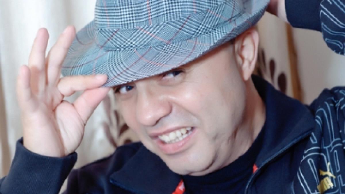 guta pradat si lasat in trening hotii i au furat din vila toate hainele pentru concerte