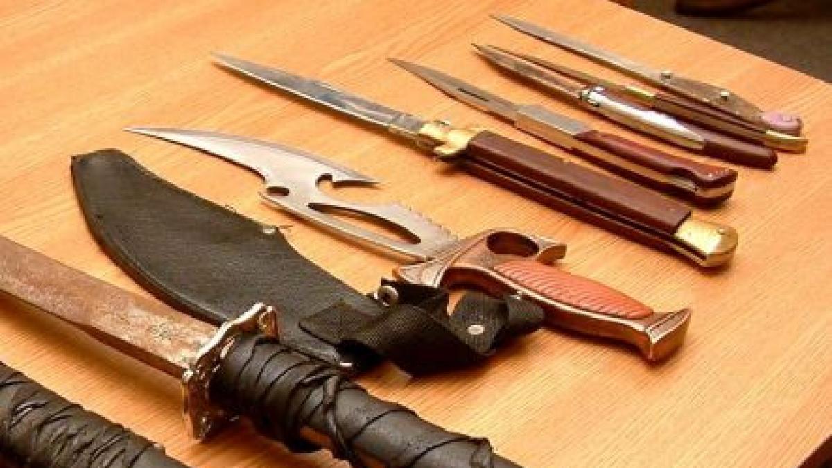 arsenal de arme albe in taxiul mortii autopsia taximetristului finalizata cele mai recente