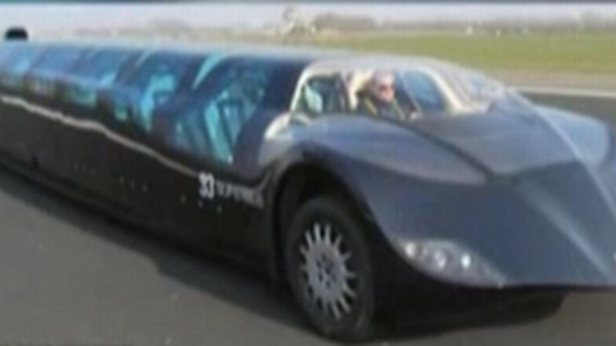cine detine cel mai rapid si scump autobuz din lume care atinge 250 km ora