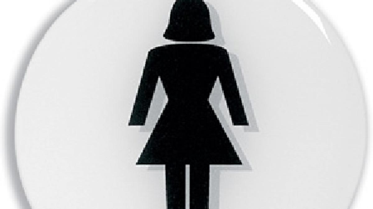 spania o firma isi obliga angajatele sa poarte un carton la gat de cate ori mergeau la toaleta