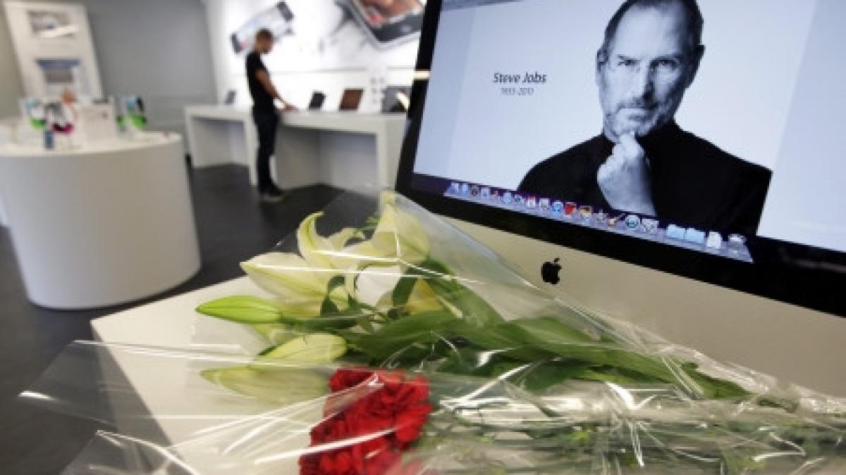 americanii il omagiaza pe vizionarul steve jobs