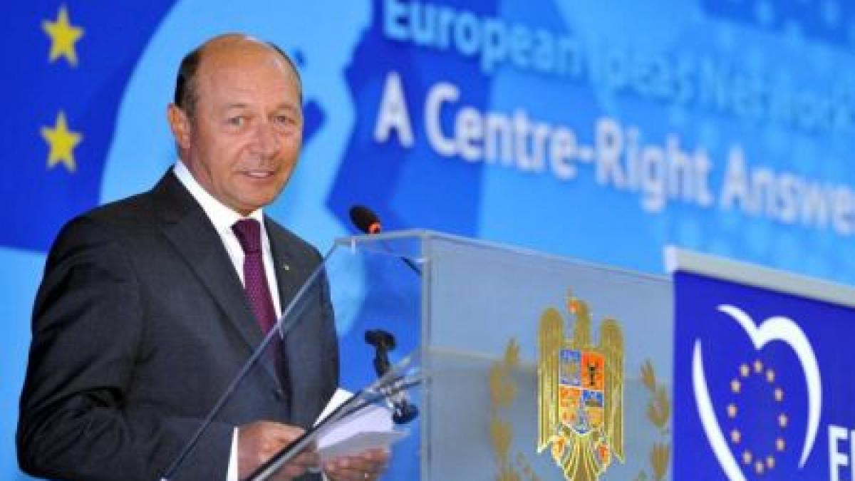 basescu trebuie sa rezolvam bilateral problemele cu olanda si asta facem