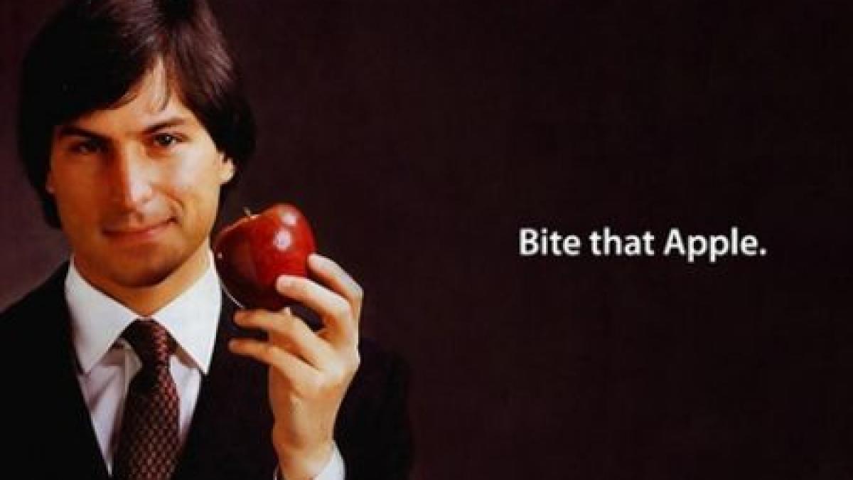 incredibila poveste a vietii lui steve jobs cum a ajuns un copil abandonat sa faca istorie