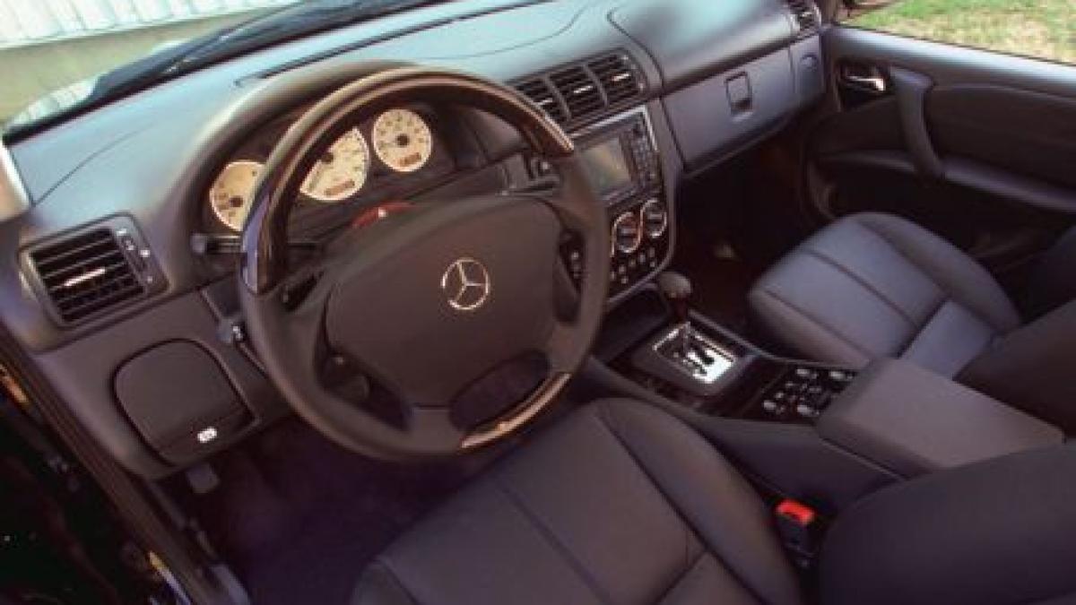 modele mercedes cu probleme in romania 392 suv uri ml 55 amg rechemate din cauza sistemului cruise
