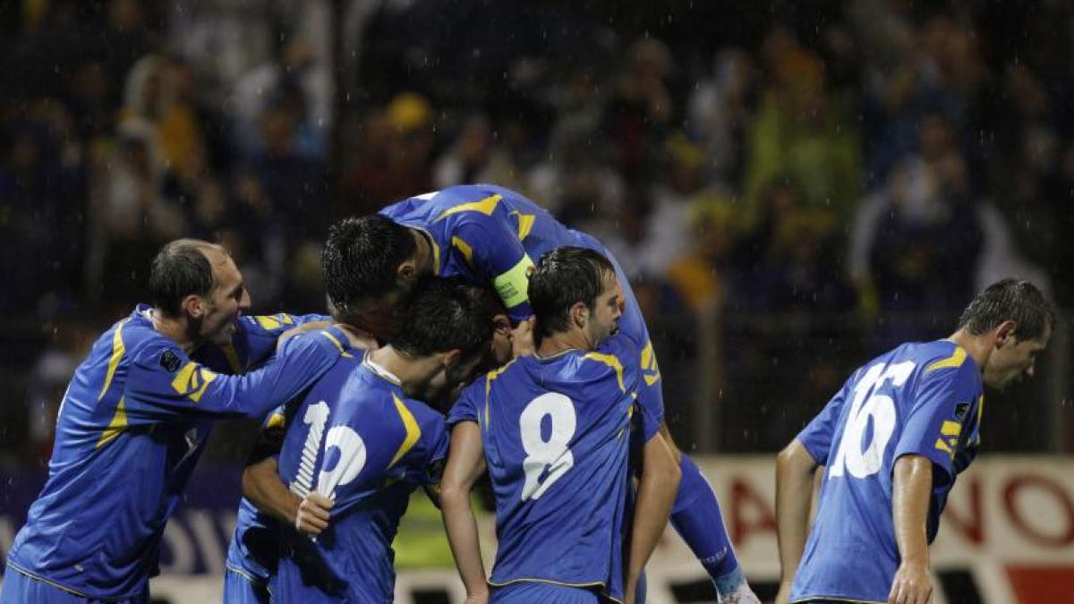 preliminarii ce 2012 grupa d victorii categorice pentru franta si bosnia