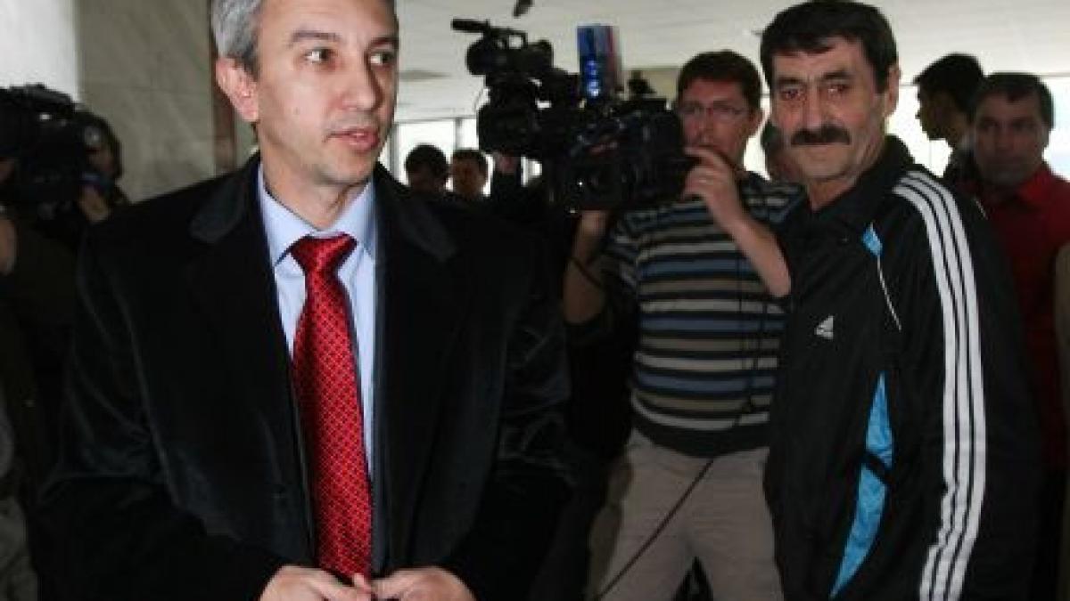 partidul lui dan diaconescu trece prin momente grele vezi aici de ce sunt suparati membrii