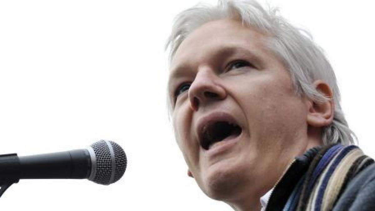 assange exista o elita de securitate transnationala care imparte lumea folosind impozitele noastre