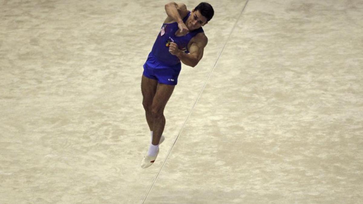 marian dragulescu s a accidentat si nu va concura in finala pe echipe si la individual compus