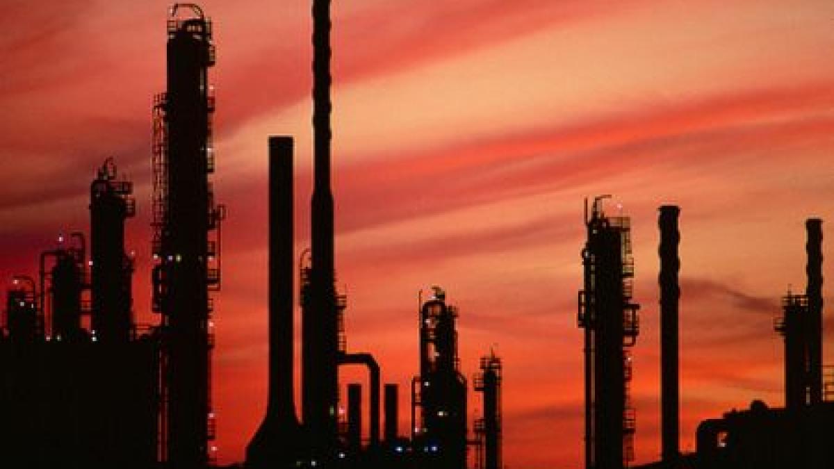 ploiestiul sufocat de poluare iti intoxica plamanii simti ca nu ai aer doare pe cineva