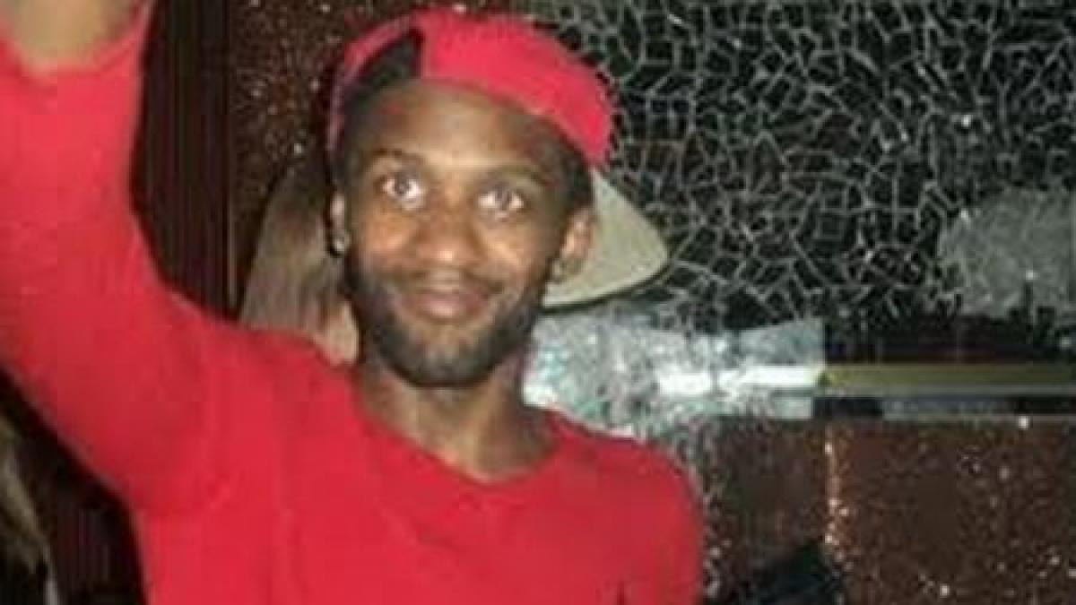 trupul lui chauncey hardy depus la arena de baschet a federatiei va fi repatriat peste trei zile