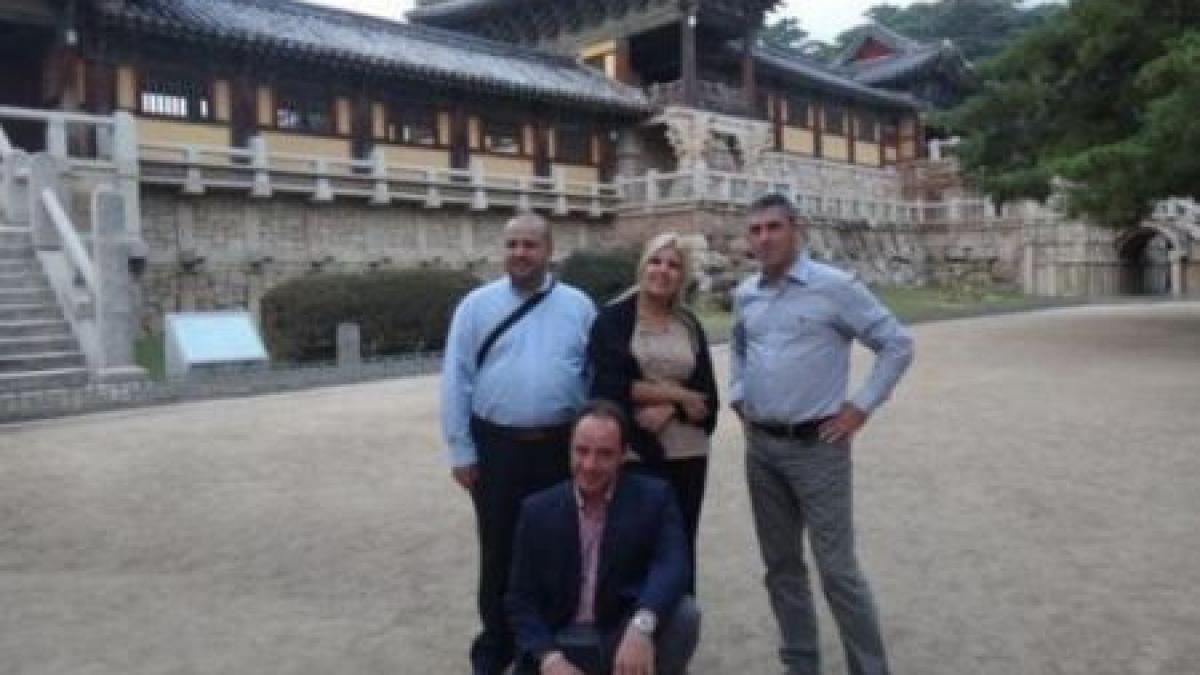 peripetiile elenei udrea in coreea de sud vezi fotografiile postate de ministru pe twitter