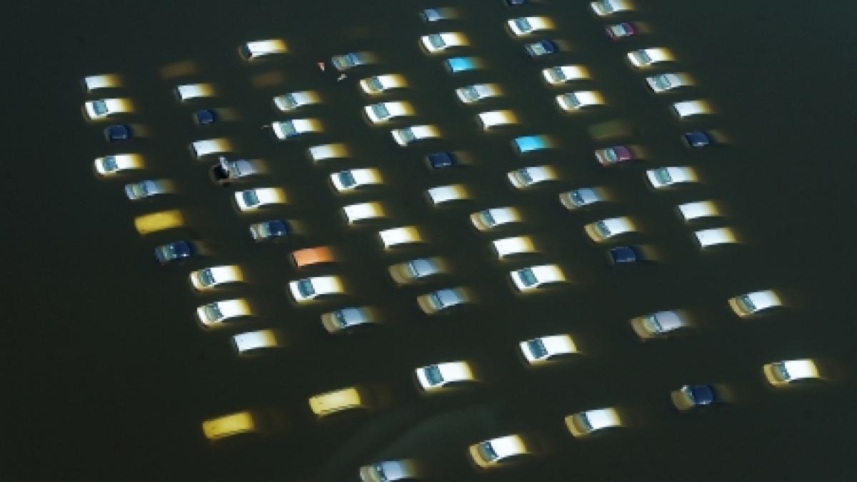 thailanda trei uzine toyota si au suspendat temporar activitatea in urma inundatiilor