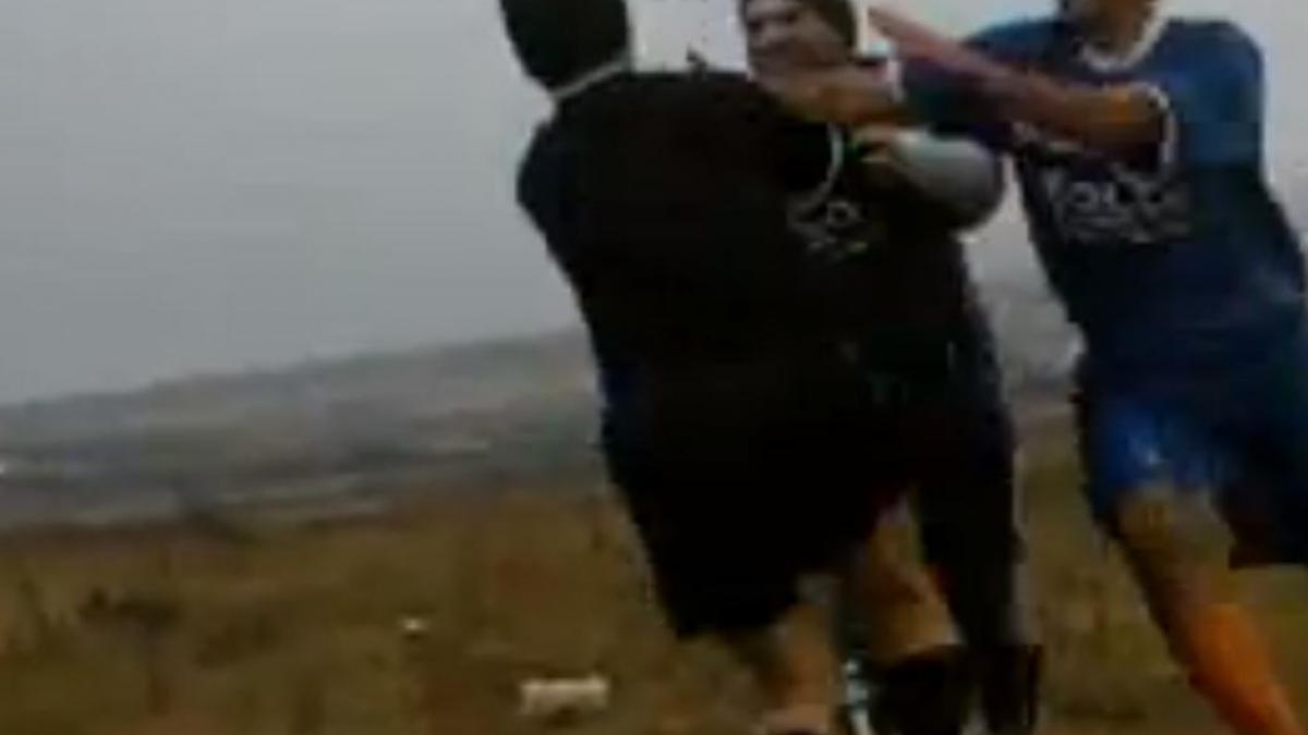 un arbitru de 17 ani batut cu bestialitate in liga a cincea