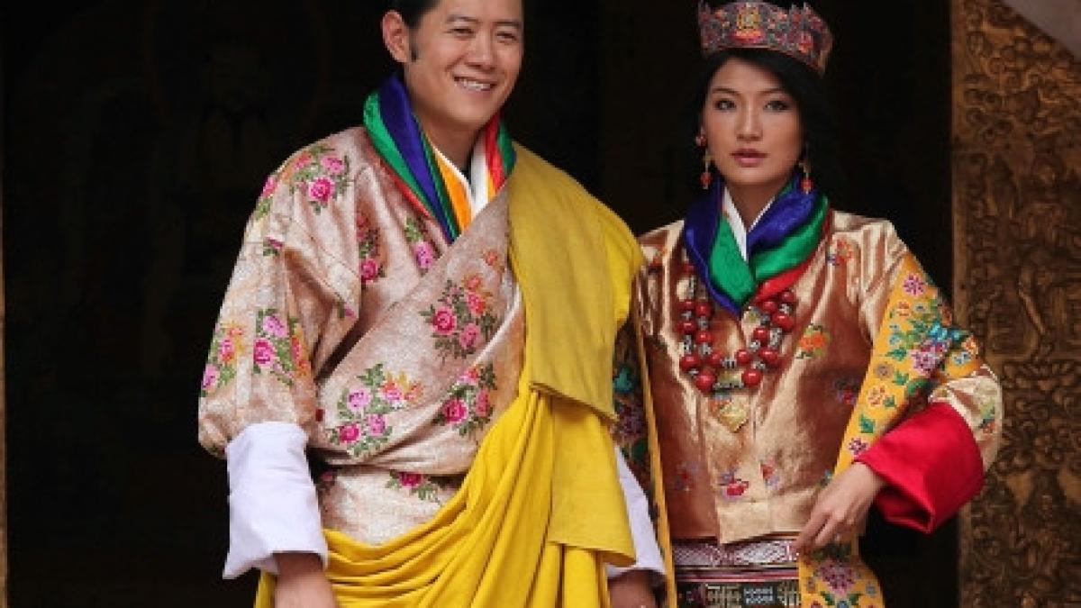 nunta regala in bhutan regele s a casatorit cu o studenta de 21 de ani