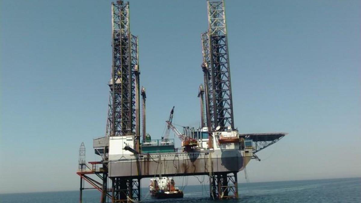 trei noi acorduri de exploatare petroliera in marea neagra avizate de guvern