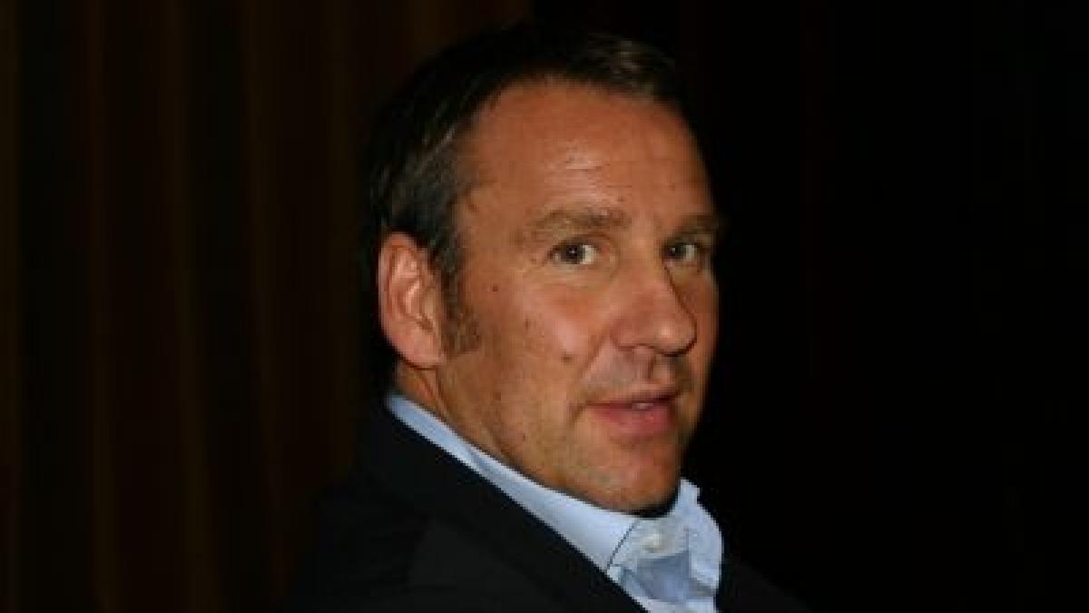 un fost international englez arestat sub acuzatia ca a condus sub influenta bauturilor alcoolice