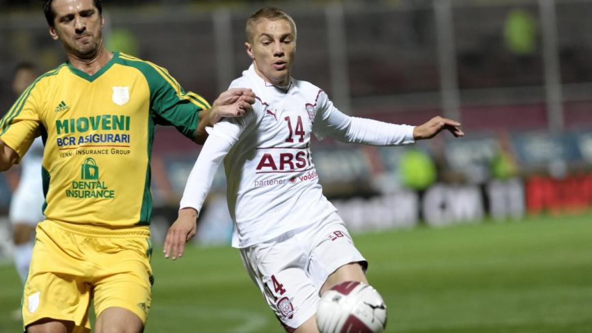 rapid castiga la scor primul meci al etapei a 10 a 4 0 cu cs mioveni