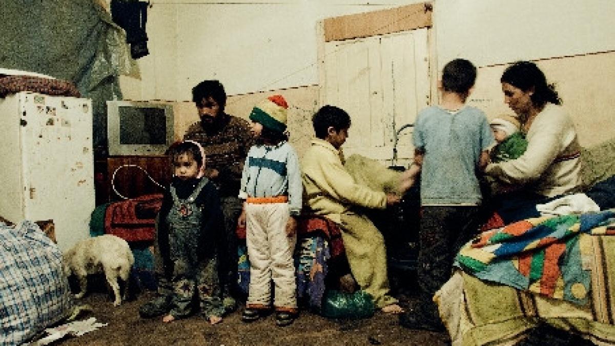 reportaj dw despre situatia romilor din romania autoritatile au transformat cartierele