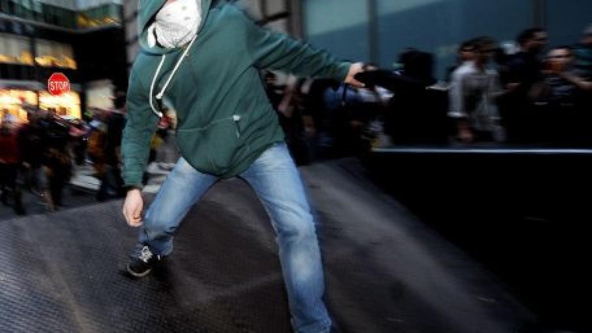miscarea occupy wall street s a extins in mai multe orase din lume urmareste protestele live aici