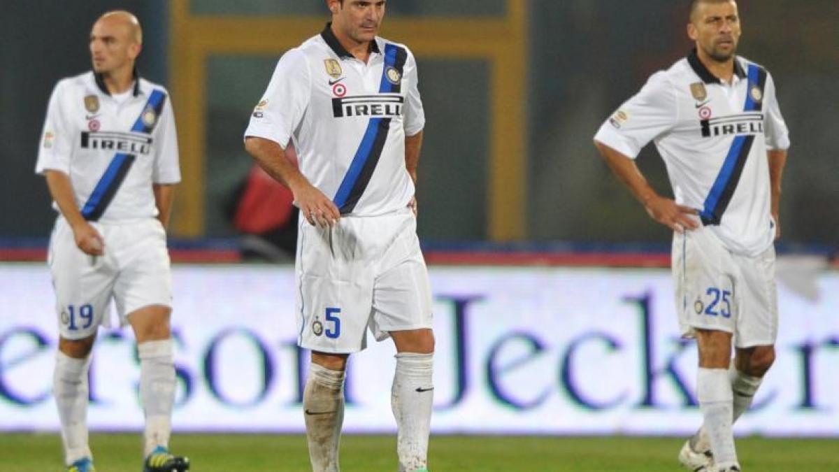 serie a infrangeri surprinzatoare pentru inter si napoli milan invinge pe palermo